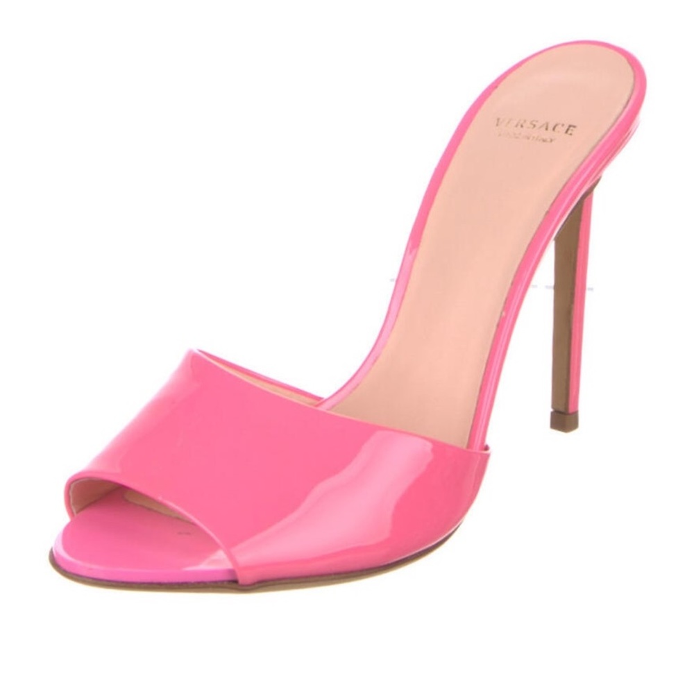 Pink Versace heels ! See last page for details.